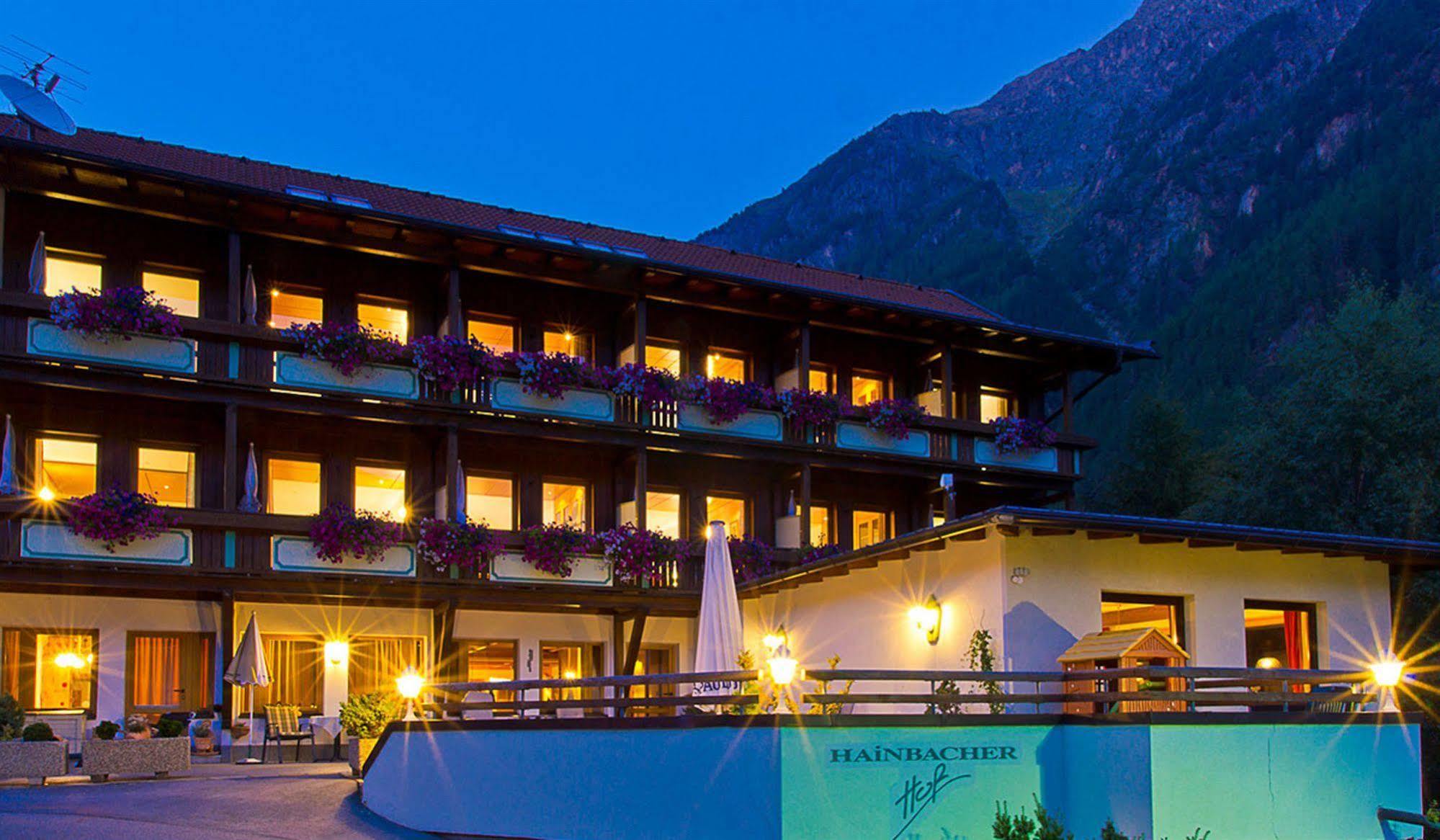 Hotel Garni Hainbacherhof Sölden Exterior foto